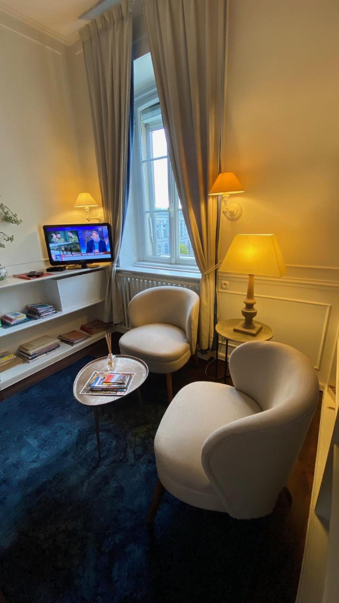 Les Lumieres De La Apartment